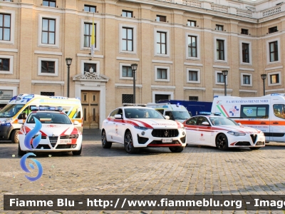 Scuderia Alfa Romeo
Croce Rossa Italiana
Comitato di Piacenza
Foto scattata in Occasione del 30ennale del 118 a roma
Parole chiave: Alfa-Romeo Piacenza