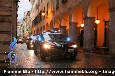 Alfa Romeo Nuova Giulia
Carabinieri
Nucleo Operativo Radiomobile
Allestimento FCA
CC EE 298

Fotografata insieme a AR 159 RMB CCCQ514
Parole chiave: Alfa-Romeo Nuova_Giulia CCEE298 CCCQ514 rmb_chiavari