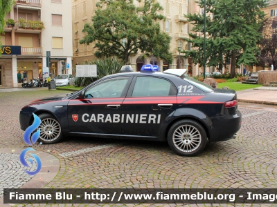 Alfa Romeo 159
Carabinieri
Comando Compagnia di Chiavari
Nucleo Operativo RadioMobile
CC CQ 514
Parole chiave: Alfa-Romeo 159 CCCQ514 rmb_chiavari