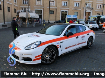 Porsche Panamera I serie restyle
AREU Regione Lombardia
Équipe Trapianti e Trasporto Organi
Allestimento Bertazzoni Veicoli Speciali
Automezzo 0865

Esposta in piazza a San Pietro per il 30ennale del 118
Parole chiave: Porsche Panamera_Iserie_restyle 30ennale118