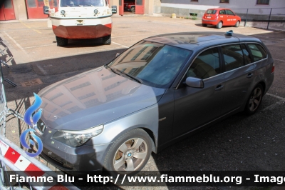 BMW Serie 5 E61 Touring
Vigili del Fuoco
Comando Provinciale di Milano
VF 29045
Parole chiave: BMW Serie5_E61_Touring VF29045