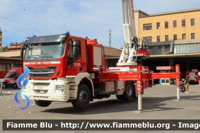 Iveco Stralis AT350E6 II serie
Vigili del Fuoco
Comando Provinciale di Milano
Allestimento Rosenfire-Cela
VF 32417

Esposta alle giornate FAI d'autunno 2023
Parole chiave: Iveco Stralis AT350E6 II serie