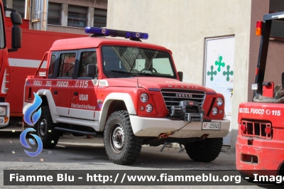 Iveco Massif Double Cab
Vigili del Fuoco
Comando Provinciale di Milano
Colonna Mobile Lombardia
Nucleo USAR
VF 25945
Parole chiave: Iveco Massif_Double_Cab VF25945