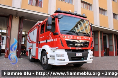 Man TGM 15.250 III serie 
Vigili del Fuoco
Comando Provinciale di Milano
AutoPompaSerbatoio allestimento BAI
VF 31490 
Parole chiave: Man TGM_15.250_IIIserie VF31490 