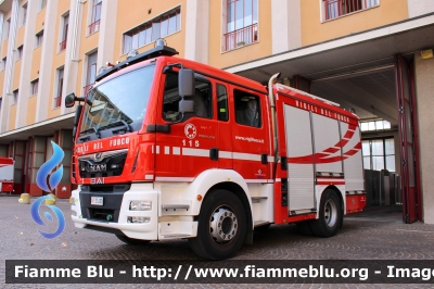 Man TGM 15.250 III serie 
Vigili del Fuoco
Comando Provinciale di Milano
AutoPompaSerbatoio allestimento BAI
VF 31490 
Parole chiave: Man TGM_15.250_IIIserie VF31490 