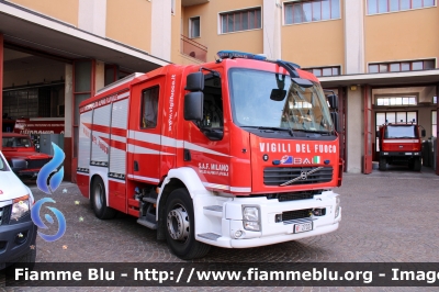 Volvo FL 290 III serie
Vigili del Fuoco
Comando Provinciale di Milano
Nucleo Saf
Allestimento BAI
VF 27027 

Esposta alle Giornate FAI d'Autunno 2023
Parole chiave: Volvo FL_290_IIIserie VF27027