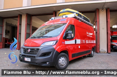 Fiat Ducato X290
Vigili del Fuoco
Comando Provinciale di Milano
Nucleo Speleo Alpino Fluviale
Allestimento Divitec
VF 30601
Parole chiave: Fiat Ducato_X290