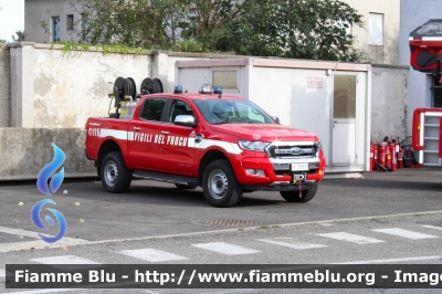 Ford Ranger IX serie
Comando Provinciale di Monza
Allestimento ARIS
VF 29406

Esposto in occasione delle giornate FAI d'Autunno 2023
Parole chiave: Ford Ranger_IXserie VF 31019