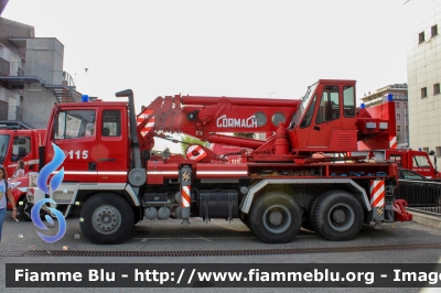 Astra BM305F
Vigili del Fuoco
Comando Provinciale di Monza
EX Milano
AutoGru da 30 ton allestimento Cormach
In dismissione
ex VF 14578
Parole chiave: Astra BM305F VF14578