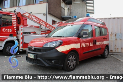 Fiat Doblò XL IV serie
Vigili del Fuoco
Comando provinciale di Monza
VF 31126

Esposta alle giornate FAI d'autunno 2023
Parole chiave: Fiat Doblò_XL_IVserie VF31126