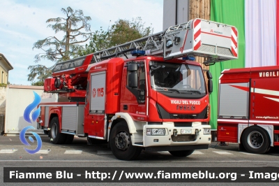 Iveco EuroCargo 180E32 IV serie
Vigili del Fuoco
Comando Provinciale di Monza
AutoScala M32L da 32 metri allestimento Magirus
VF 29751

Esposta in Occasione delle Giornate FAI d'Autunno 2023
Parole chiave: Iveco EuroCargo_180E32_IVserie