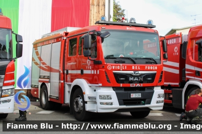 Man TGM 15.250 III serie
Vigili del Fuoco
Comando Provinciale di Monza
AutoPompaSerbatoio allestimento BAI
VF 31200
Parole chiave: Man TGM 15.250 III serie