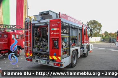 Iveco EuroCargo 120EL25 IV serie
Vigili del Fuoco
Comando Provinciale di Monza
AutoPompaSerbatoio allestimento Magirus
Caricamento Divitec
VF 31467

Esposta in Occasione delle Giornate FAI d'Autunno 2023 
Parole chiave: Iveco EuroCargo_120EL25_IVserie VF31467