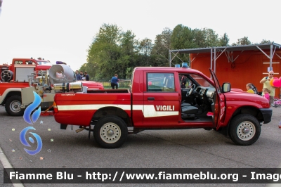 Mitsubishi L200 II serie
Vigili del Fuoco
Comando provinciale di Monza
Distaccamento Volontario di Lazzate (BS)
Allestimento Divitec
VF 21934
Parole chiave: Mitsubishi L200_IIserie VF21934