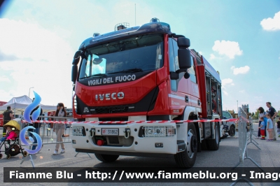 Iveco EuroCargo 120E25 IV serie City 2020
Vigili del Fuoco
Comando Provinciale di Bergamo
Distaccamento Volontario di Treviglio
AutoPompaSerbatoio allestimento Magirus
VF 31862
Parole chiave: Iveco EuroCargo_120E25_IVserie_City2020 VF31862