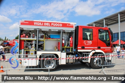 Iveco EuroCargo 120E25 IV serie City 2020
Vigili del Fuoco
Comando Provinciale di Bergamo
Distaccamento Volontario di Treviglio
AutoPompaSerbatoio allestimento Magirus
VF 31862
Parole chiave: Iveco EuroCargo_120E25_IVserie_City2020 VF31862