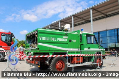 Iveco VM90 Scout
Vigili del Fuoco
Comando Provinciale di Bergamo
Distaccamento Volontrio di Treviglio
Antincendio Boschivo allestimento Iveco-Magirus
Ex Corpo Forestale dello Stato
VF 28117
Fotografato in occasione di Pompieropoli 2024
Parole chiave: Iveco VM90_Scout