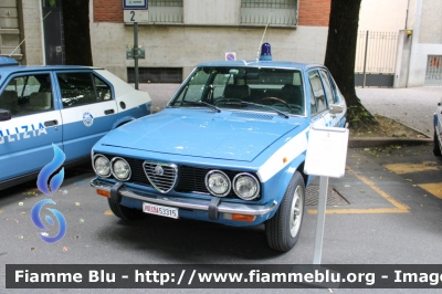 Alfa Romeo Alfetta II serie
Polizia di Stato
Polizia Stradale
Esemplare esposto presso il Museo delle auto della Polizia di Stato
POLIZIA 53315
Evento espositivo con ACI CLUB Lodi
Parole chiave: Alfa Romeo Alfetta II serie