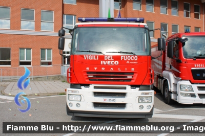 Iveco Stralis AF190S40 I serie
Vigili del Fuoco
Comando Provinciale di Lodi
AutoPompaSerbatoio
Allestito Iveco-Magirus
VF 23410
Fotografato in occasione di Polpieropoli 2024
Parole chiave: Iveco Stralis_AF190S40_Iserie VF23410