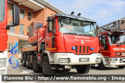 Astra HD8 84.44 II serie
Vigili del Fuoco
Comando Provinciale di Lodi
AutoGru da 40 ton allestimento Cormach
VF 25888
Fotografata in occasione di Pompieropoli 2024
Parole chiave: Astra HD8_84.44_IIserie VF25888