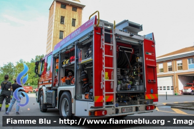 Iveco EuroCargo 120EL25 IV serie
Vigili del Fuoco
Comando Provinciale di Bari
AutoPompaSerbatoio allestimento Magirus
Ricondizionato Divitec
VF 31466
Fotografato in occasione di Pompieropoli 2024
Parole chiave: Iveco EuroCargo_120EL25_IVserie VF31466