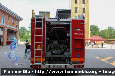 Iveco EuroCargo 120EL25 IV serie
Vigili del Fuoco
Comando Provinciale di Bari
AutoPompaSerbatoio allestimento Magirus
Ricondizionato Divitec
VF 31466
Fotografato in occasione di Pompieropoli 2024
Parole chiave: Iveco EuroCargo_120EL25_IVserie VF31466