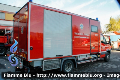 Iveco Daily IV serie
Vigili del Fuoco
Comando Provinciale di Brescia
Nucleo NBCR
VF 24781
Santa Barbara 2023
Parole chiave: Iveco Daily_IVserie VF24781