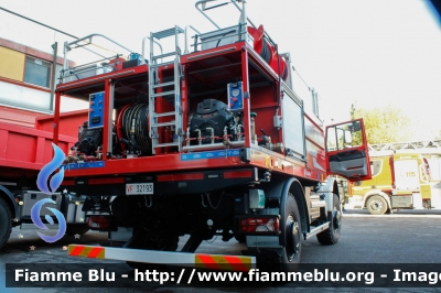 Mercedes-Benz Unimog U5023
Vigili del Fuoco
Comando Provinciale di Brescia
Allestimento Telaio Bai
Modulo AIB Divitec/Rosenfire
VF 32193
Santa Barbara 2023
Parole chiave: Mercedes-Benz Unimog_U5023 VF32193