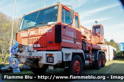 Astra BM305F
Vigili del Fuoco
Comando Provinciale di Brescia
AutoGru da 25 ton allestimento Agis
VF 16946
In dismissione
Parole chiave: Astra BM305F VF 16946