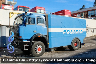 Iveco 190-30 4x4
Polizia di Stato
Reparto Mobile Padova
nuova livrea
POLIZIA A7043
Santa Barbara 2023
Parole chiave: Iveco 190.30_4x4 POLIZIAA7043