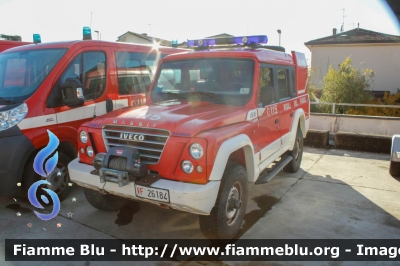 Iveco Massif Double Cab
Vigili del Fuoco
Comando Provinciale di Brescia
Allestimento Iveco-Magirus
VF 26184
Parole chiave: Iveco Massif_Double_Cab VF26184