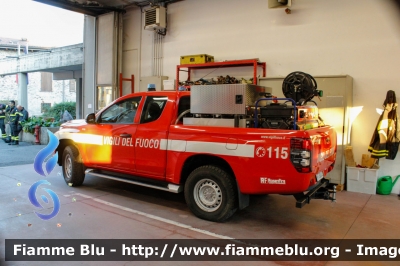 Mitsubishi L200 VI serie crew cab
Vigili del Fuoco
Comando Provinciale di Brescia
Distaccamento Permanente di Darfo Boario terme
Antincendio Boschivo
Allestiemtno Rosenfire
VF 32472
Parole chiave: Mitsubishi L200_VIserie crew_cab VF32472