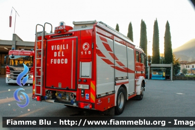 Man TGM 15.250 II serie 
Vigili del Fuoco
Comando provinciale di Brescia
Distaccamento Permanente di Darfo Boario Terme
APS allestimento Bai
VF 30091
Parole chiave: Man TGM_15.250_IIserie VF30091