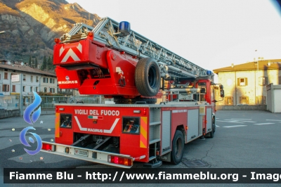 Iveco EuroFire 150E27 I serie
Vigili del Fuoco
Comando Provinciale di Brescia
Distaccamento Permanente di Darfo Boario terme
AutoScala da 32 metri allestimento Iveco-Magirus
VF 22228
Parole chiave: Iveco EuroFire_150E27_Iserie VF22228