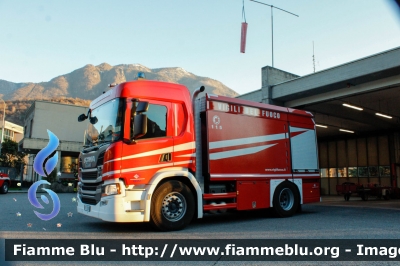 Scania P370 III serie 
Vigili del Fuoco
Comando Provinciale di Brescia
Distaccamento Permanente di Darfo Boario Terme
AutoBottePompa Allestimento Bai
VF 32398
Parole chiave: Scania P370_IIIserie VF32398