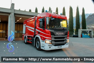 Scania P370 III serie 
Vigili del Fuoco
Comando Provinciale di Brescia
Distaccamento Permanente di Darfo Boario Terme
AutoBottePompa Allestimento Bai
VF 32398
Parole chiave: Scania P370_IIIserie VF32398