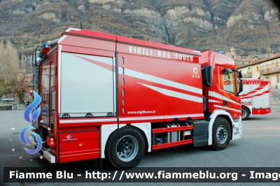 Scania P370 III serie 
Vigili del Fuoco
Comando Provinciale di Brescia
Distaccamento Permanente di Darfo Boario Terme
AutoBottePompa Allestimento Bai
VF 32398
Parole chiave: Scania P370_IIIserie VF32398