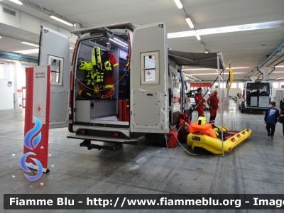 Iveco Daily VI serie restyle
Croce Rossa Italiana
C.O.N.E.
Centro Operativo Nazionale Emergenze
Nucleo OPSA/Sommozzatori
Allestimento Divitec
CRI 274 AG
In esposizione al Reas 2021
Parole chiave: Iveco Daily_VIserie_restyle CRI274AG Reas_2021