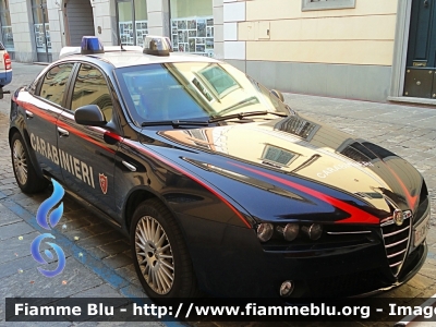 Alfa Romeo 159
Carabinieri
Nucleo Operativo Radiomobile
CC CQ 952
Parole chiave: Alfa-Romeo 159 CCCQ952 Festa_della_Repubblica_2020