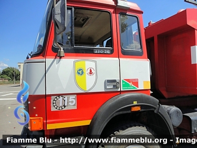 Iveco 330-26
Vigili del Fuoco
Comando Provinciale di Cremona
Allestito Baribbi
VF 17294
Parole chiave: Iveco 330-26 VF17294