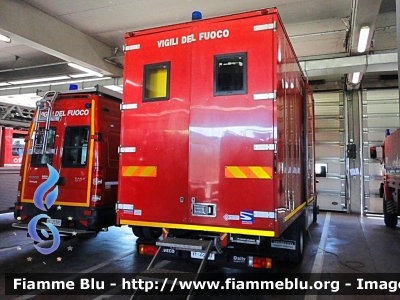 Iveco Daily III serie
Vigili del Fuoco
Comando Provinciale di Cremona
Nucleo NBCR
Allestimento Sperotto 
VF 22797
Parole chiave: Iveco Daily_IIIserie VF22797