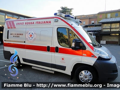 Fiat Ducato X250
Croce Rossa Italiana
Comitato Provinciale di Piacenza
Allestita Aricar
Ricondizionata Nucleo OPSA
Operatori Polivalenti Soccorso in Acqua
CRI 864 AA
Parole chiave: Fiat Ducato_X250 CRI864AA