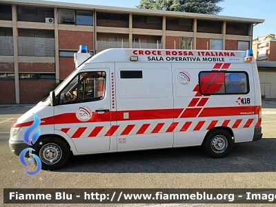 Mercedes-Benz Sprinter II serie
Croce Rossa Italiana
Comitato Provinciale di Piacenza
UCL/TLC
Carro Radio/Sala Operativa Mobile
In allestimento
Allestito Binz - Ricondizionato Vision
CRI A274D
Parole chiave: Mercedes-Benz Sprinter_IIserie CRIA274D