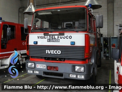 Iveco 190-26
Vigili del Fuoco
Comando Provinciale di Cremona
Distaccamento Volontario di Piadena (CR)
AutoBottePompa allestimento Baribbi
VF 17328
Parole chiave: Iveco 190-26 VF17328