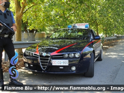 Alfa Romeo 159
Carabinieri
Nucleo Operativo Radiomobile
CC CQ 955
Parole chiave: Alfa-Romeo 159 CCCQ955