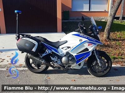 Honda nx750
Polizia Locale
Unione Valnure Valchero (PC)
Allestimento Bertazzoni
Moto proveniente da Confisca
Polizia Locale YA 03914 
Parole chiave: Honda nx750 PoliziaLocaleYA03914