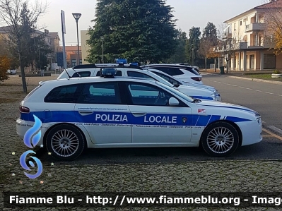 Alfa-Romeo 159 SportsWagon
Polizia Locale
Unione Valnure Valchero (PC)
Allestimento Bertazzoni
Polizia Locale YA 215 AB
Parole chiave: Alfa-Romeo 159 SportsWagon