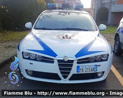 Alfa-Romeo 159 SportsWagon
Polizia Locale
Unione Valnure Valchero (PC)
Allestimento Bertazzoni
Polizia Locale YA 215 AB
Parole chiave: Alfa-Romeo 159 SportsWagon