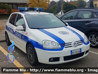 Volkswagen Golf V serie
Polizia Locale
Unione Valnure Valchero (PC)
Allestimento Bertazzoni
Auto proveniente da Confisca
Polizia Locale YA 062 AK
Parole chiave: Volkswagen Golf_Vserie PoliziaLocaleYA062AK