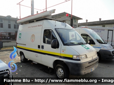 Fiat Ducato II serie
FIR Servizio Emergenza Radio
Regione Lombardia
Colonna Mobile regionale
Carro Radio/Unità di Crisi Locale
Parole chiave: Fiat Ducato_IIserie